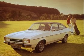 Capri 3000 Ghia.jpg